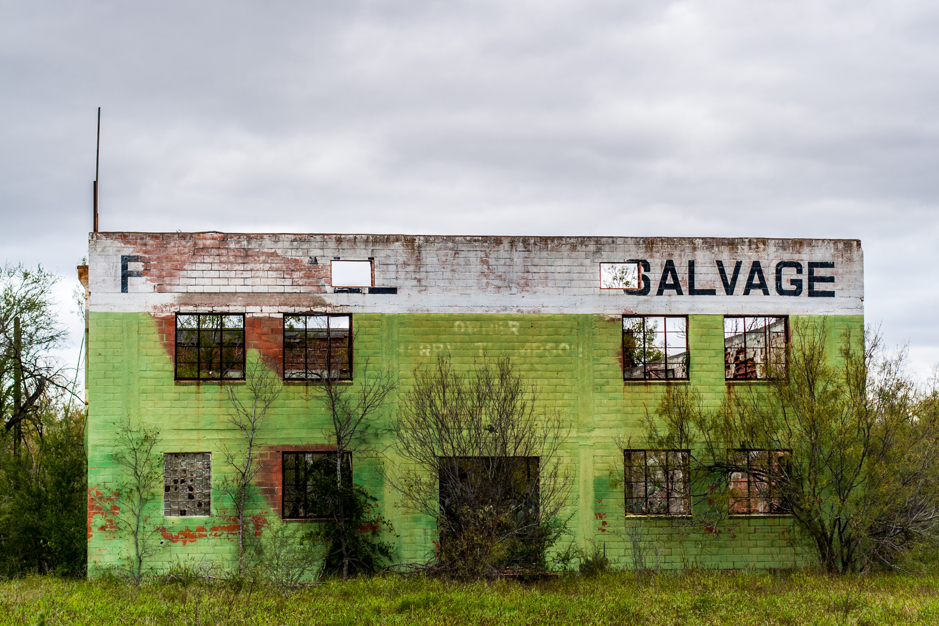 Pearsall, Texas - The Lime Green Salvage Yard (front close)