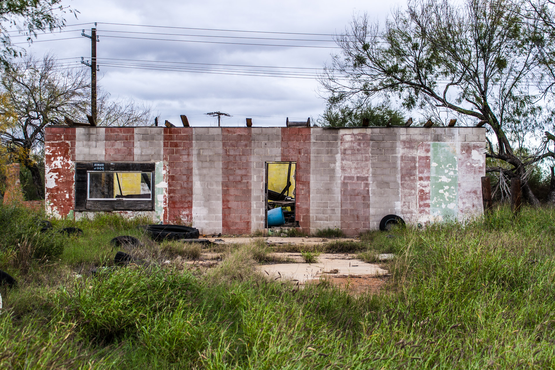 Pearsall, Texas - A Ruin, A Trailer, And Some Tires (ruin far)