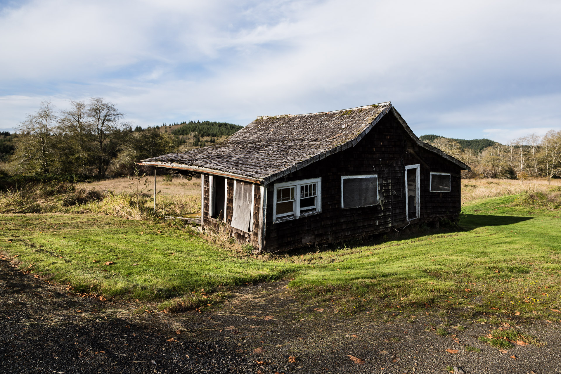 Sinking Mountain House (angle right far)