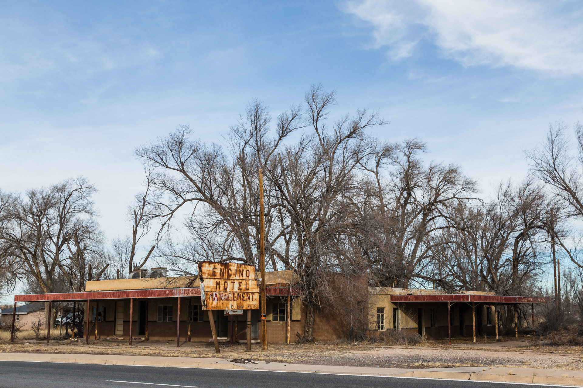 Encino Motel (4)