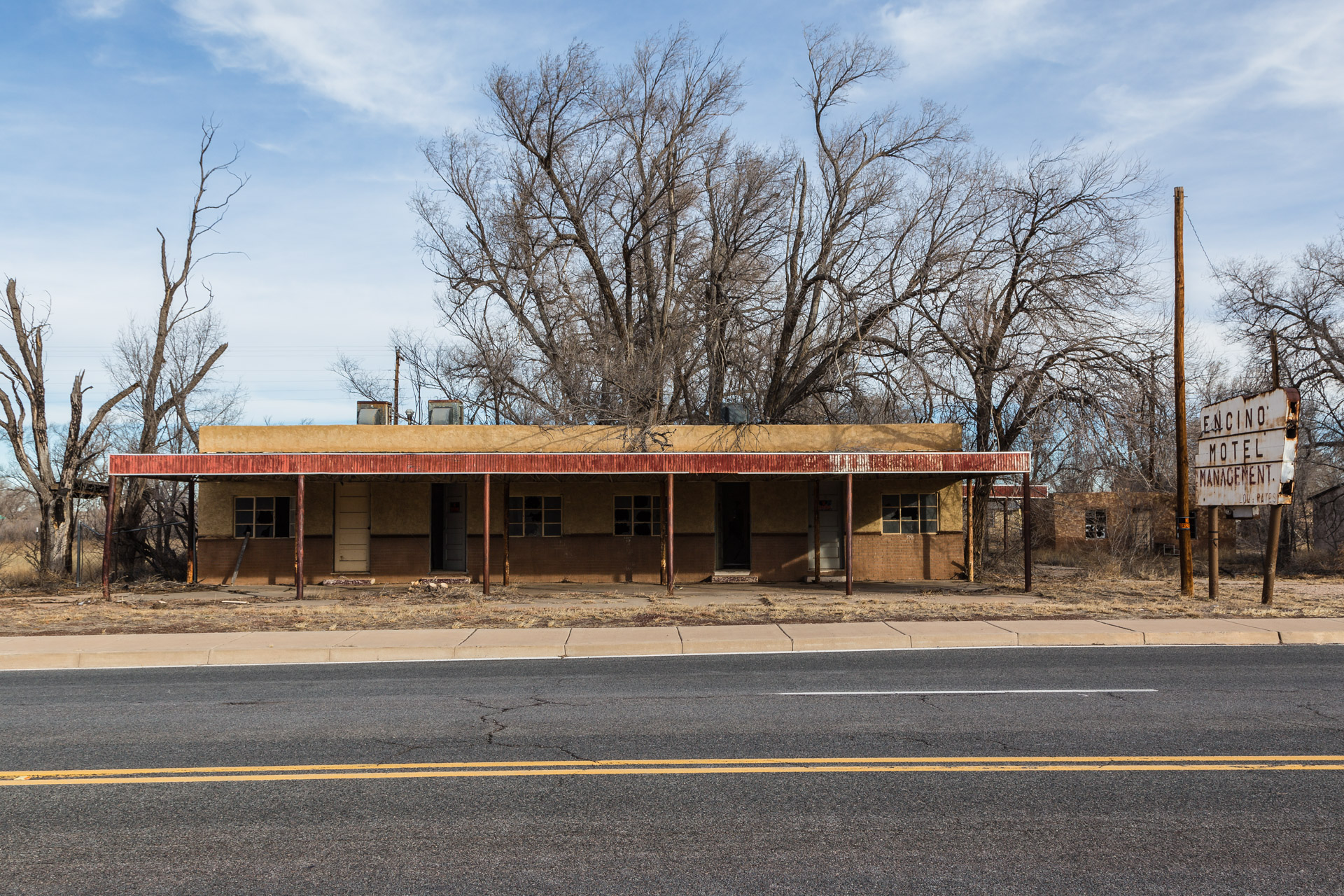 Encino Motel (7)