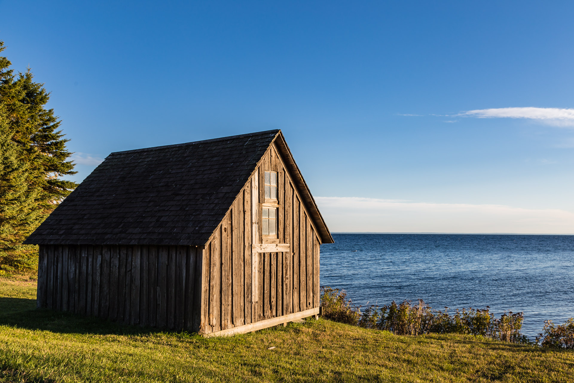 Lake Superior Fish House (left far)