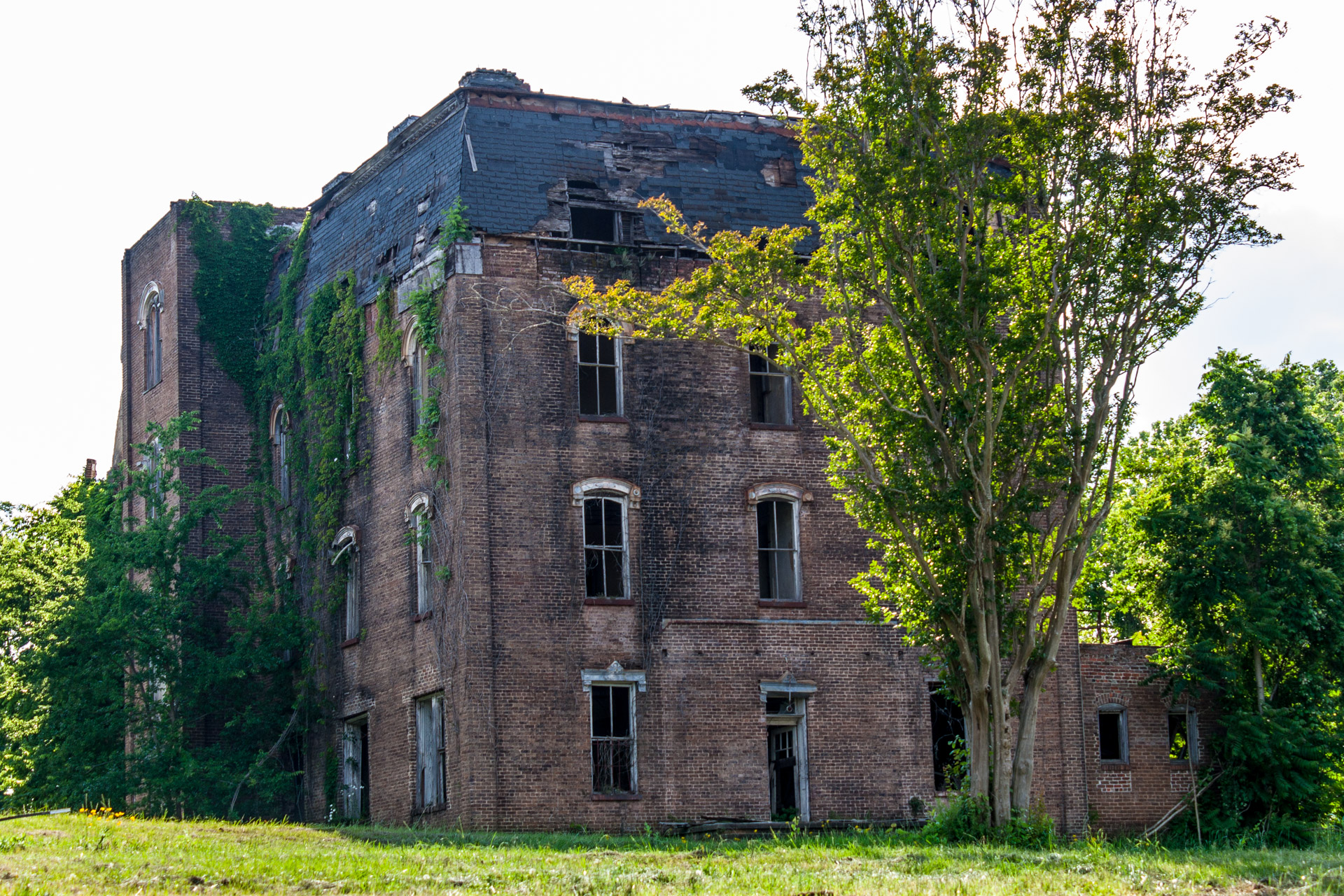 Mary Allen College (angle)