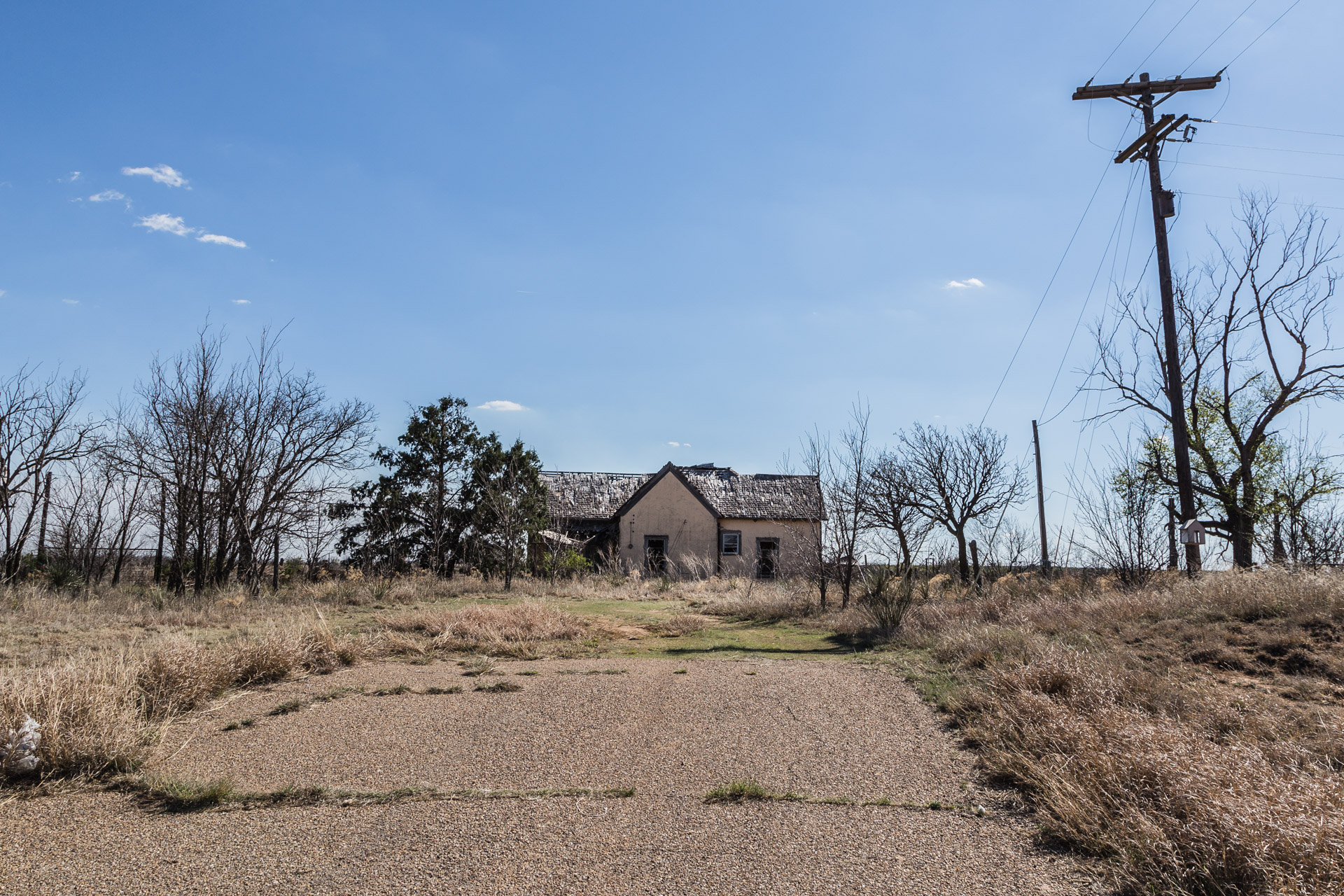 Clarendon, Texas - Matching Birdhouse Home