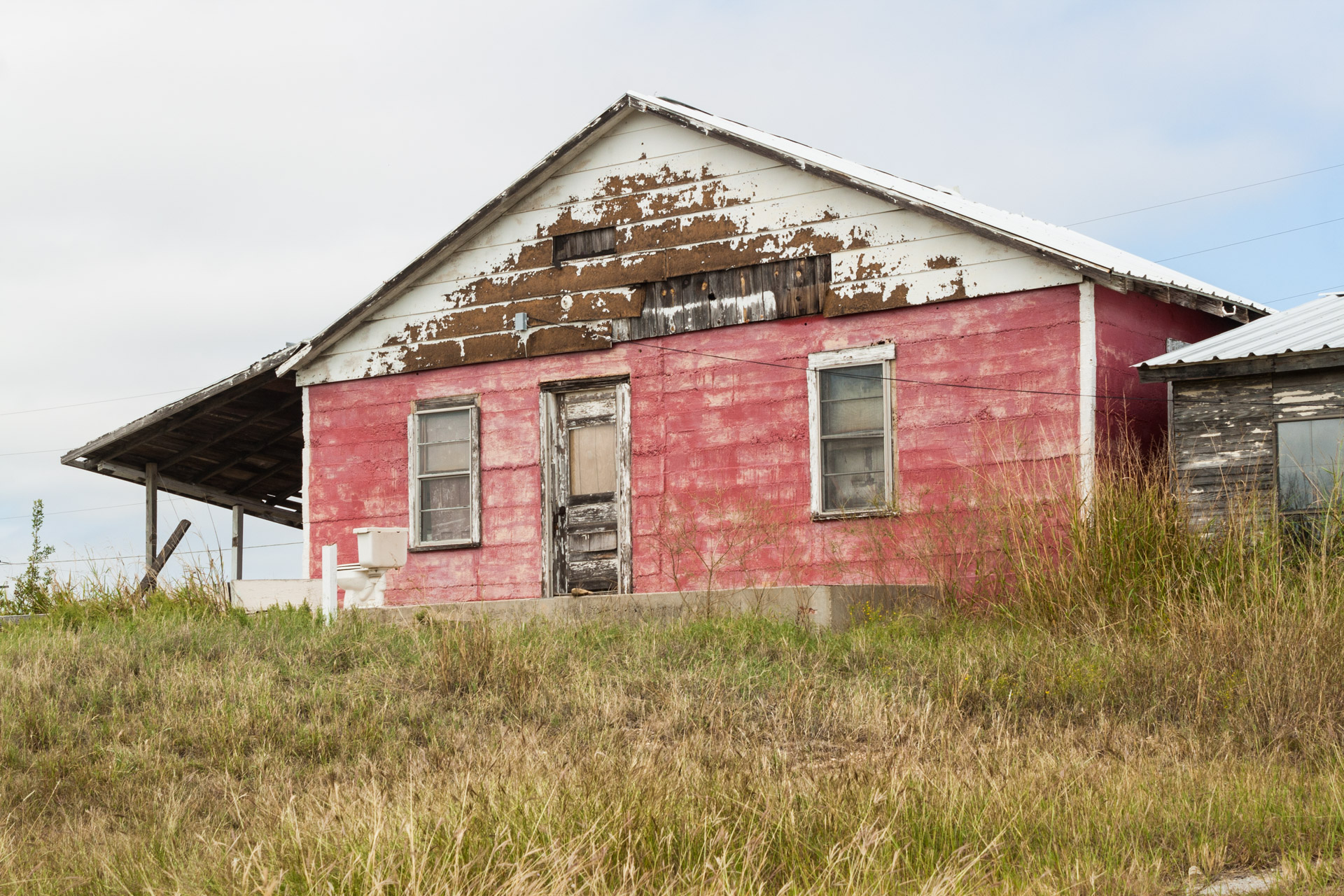 Bangs, Texas - The Pink House (side angle)